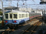 9106側4両を入場線へ押し込むデワ。