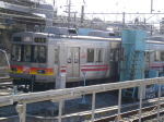8692Fは入換。車内広告も既に取り付けられ、路線表も大井町線のものになていました。