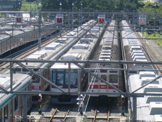 񒼒ʎԂ8611FȊO̓pB